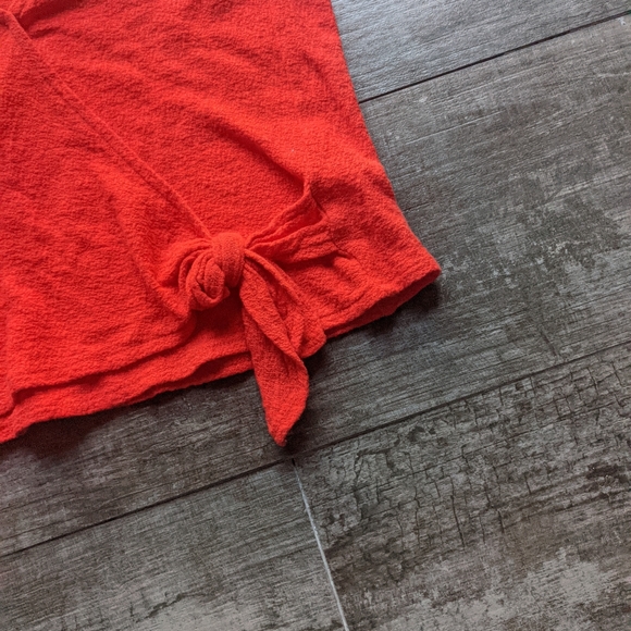 MADEWELL V Neck Surplice Side Front Tie Short Sleeve Top - Picture 5 of 6